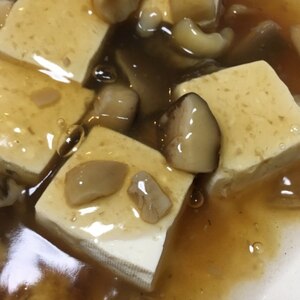 キノコのあんかけ豆腐ステーキ